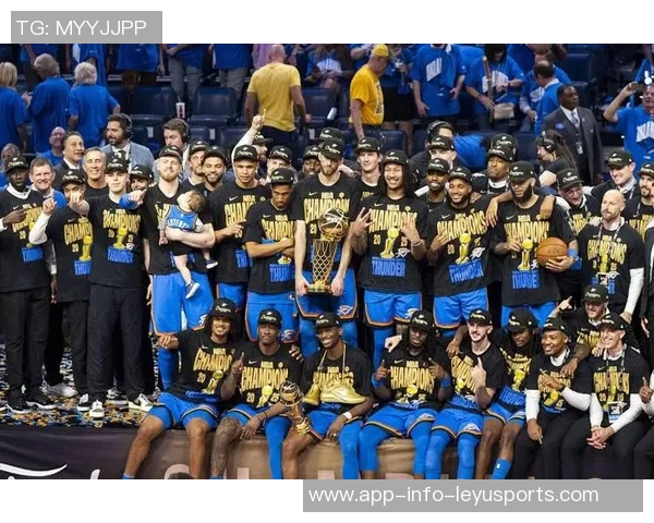 勇士在严控三巨头出场时间下逆袭湖人能否挑战时间老人夺冠