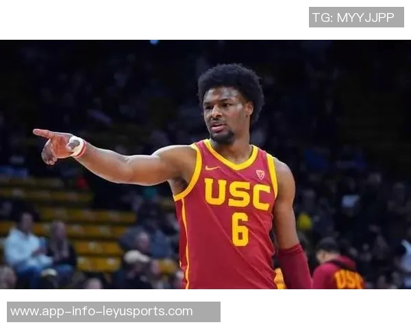 雷迪克称赞布朗尼成长显著G联盟经历助力他的全面提升