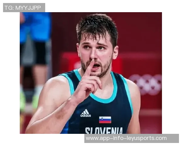 东契奇荣膺12月19日NBA最佳球员展现超凡实力引发热议 东契奇荣膺12月19日NBA最佳球员展现超凡实力引发热议