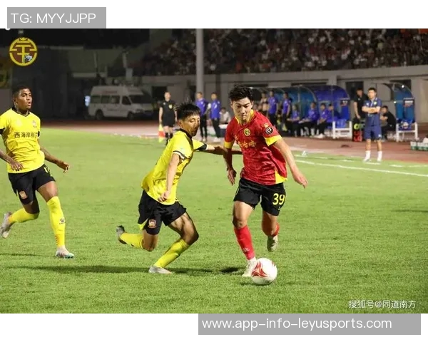 吕品告别平果感慨主场温情愿与球迷共赴更加辉煌的明天 吕品告别平果感慨主场温情愿与球迷共赴更加辉煌的明天