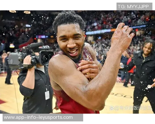 主场迎战绿军哈克斯和米切尔缺席球队面临挑战