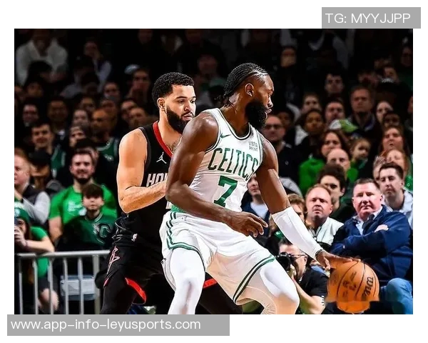 主场迎战绿军哈克斯和米切尔缺席球队面临挑战