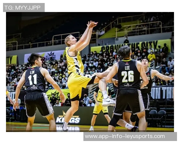 阿丘瓦高效表现8投7中斩获16分6篮板2盖帽并抢下4个前场篮板