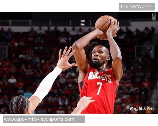 文班亚马回应故意罚球不中事件称当时并未多想只专注比赛表现