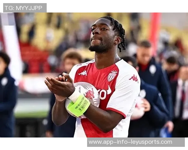 法国后卫迪萨西租借西汉姆后表现亮眼引发关注 法国后卫迪萨西租借西汉姆后表现亮眼引发关注