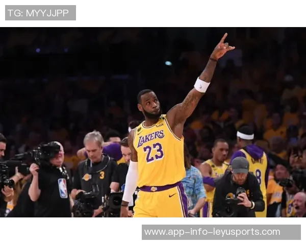 开拓者历史上共402名球员詹姆斯交手212人杨瀚森和库克成为最新成员 开拓者历史上共402名球员詹姆斯交手212人杨瀚森和库克成为最新成员